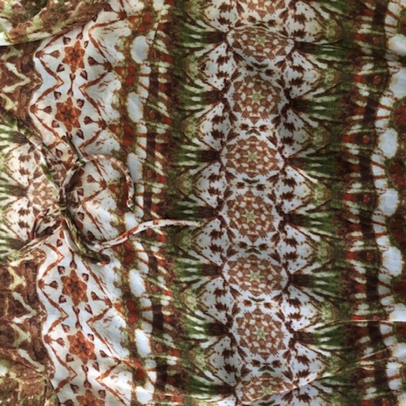 AGB Blouse v-neck 3/4 length sleeve XL 100% polyester - Picture 10 of 11